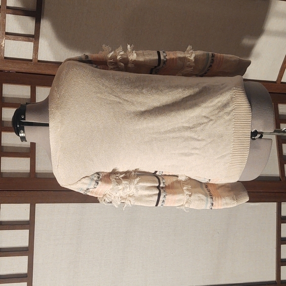 LOFT Fringe Striped White Sweater Sz M - Picture 6 of 10